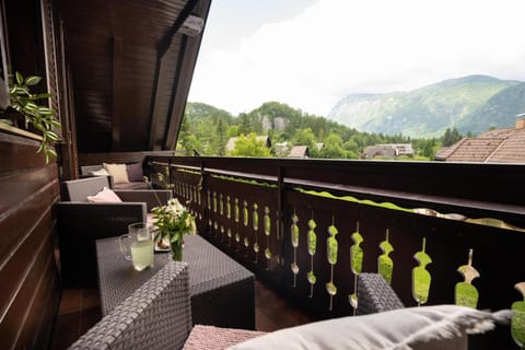 Natural landscape, Balcony/Terrace, Mountain view