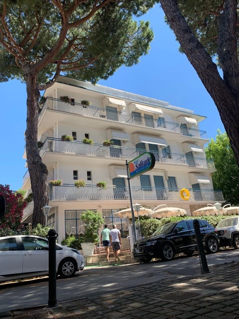 Property building, Day, Street view