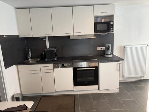 Moderne 2-Zimmer-Wohnung nahe Daimler Apartment in Böblingen