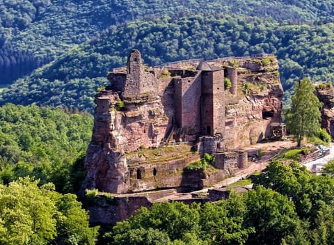 Nearby landmark, Day, Natural landscape, Landmark view