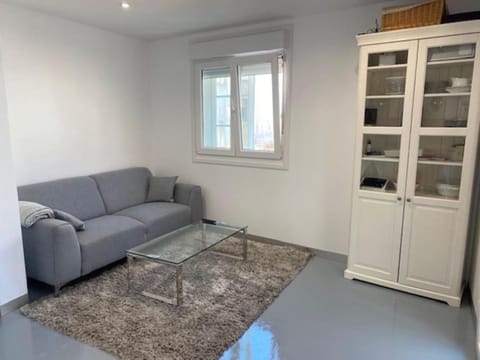 Precioso piso en Portonovo, cerca Playa. Apartment in Portonovo