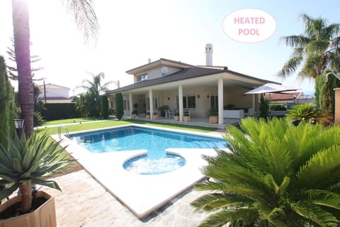 TESS Villa Jocalo Villa in Alhaurín de la Torre