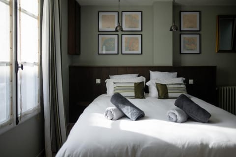 L'Amiral-LeParticulier Collection Apartment in Chartres