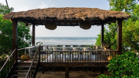 Patio, Staff, Day, Natural landscape, View (from property/room), Beach, Sea view, children, young children, older children, Family, laundry