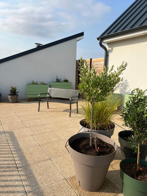 A 10 mn de Disney Land Paris Appartement neuf Apartment in Bussy-Saint-Georges