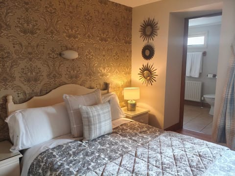 Ashleigh House Bed & Breakfast Bed and Breakfast in Northern Ireland