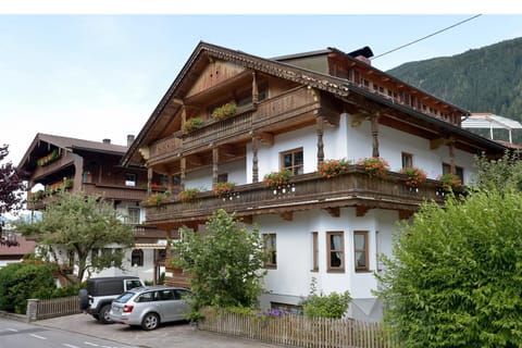 Property building, Day, Summer
