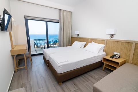 Elegant Beach Hotel Hotel in Messenia