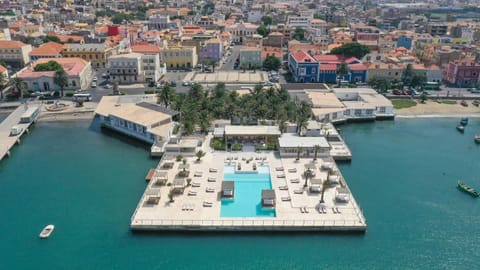 Property building, Nearby landmark, Natural landscape, Bird's eye view, City view, Pool view, Sea view, Swimming pool
