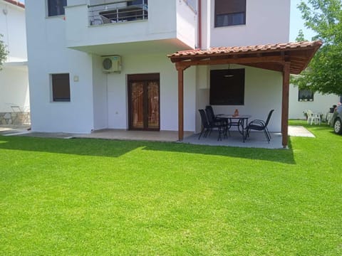 Garden, Balcony/Terrace