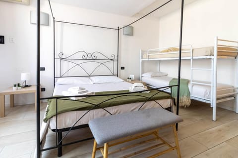 Manu Le Vele Casa Vacanze (Pet Friendly) Apartment in Desenzano del Garda