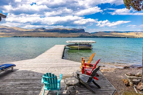 The Meadowlark Cabin Cabin in Flathead Lake
