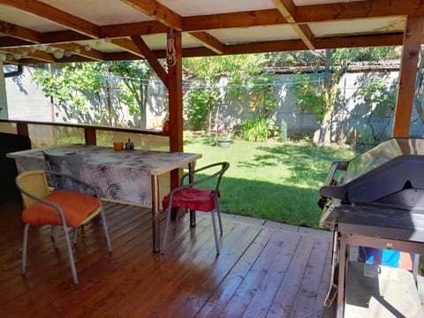 Seating area, Garden view