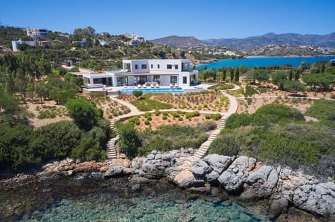 Day, Natural landscape, Sea view, Swimming pool