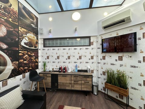 TV and multimedia, Seating area