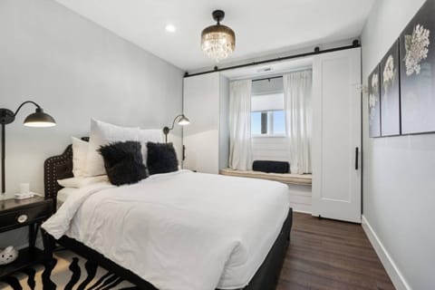 Daze Off Amity House in Willamette Valley