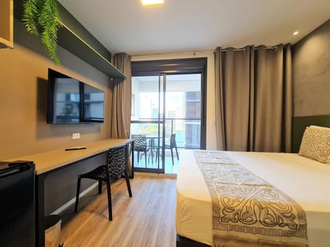 Communal lounge/ TV room, Bed, TV and multimedia, Photo of the whole room, Bedroom, hair dresser