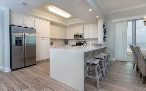 Phoenix Gulf Towers 704 condo Apartment in Orange Beach