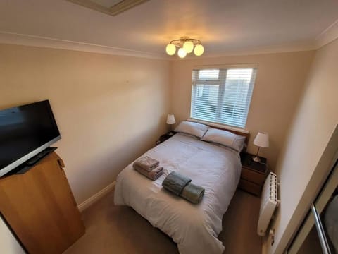 Bungalow a few minutes from the sea. Apartment in The Mumbles