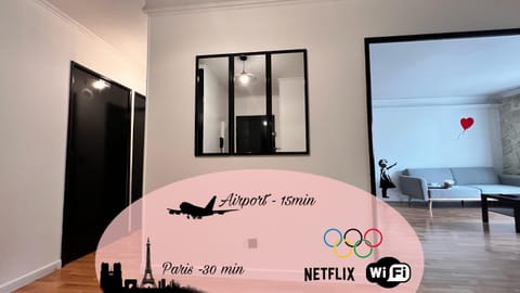 Communal lounge/ TV room, TV and multimedia, Balcony/Terrace, Seating area, Evening entertainment, Sports, Location, soundproof, acessibility, air conditioner