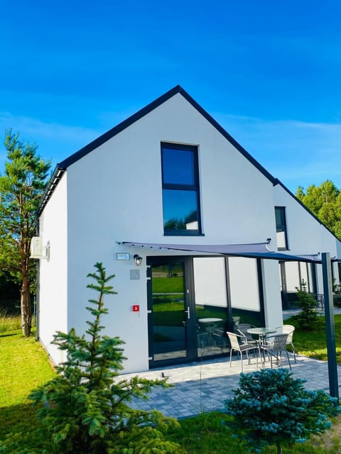 Jachtowa 10 Lubiatowo - Sauna, Balia z jacuzzi, Pet friendly House in Pomeranian Voivodeship