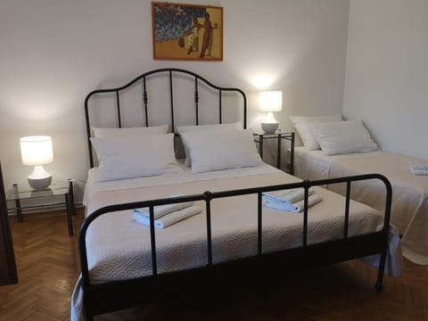 Studio apartment with swimming pool Apartment in Dubrovnik-Neretva County