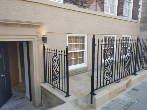 The Admirals Room Apartment in Whitby