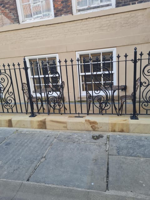 The Admirals Room Apartment in Whitby