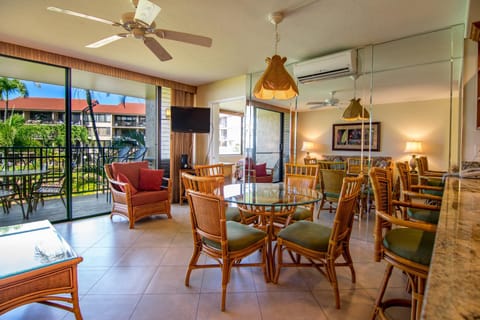 Papakea J202 Apartment in Kaanapali