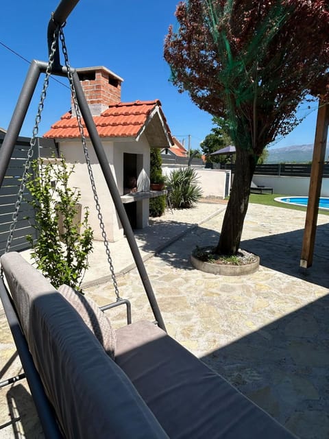 Country house Angela House in Split-Dalmatia County