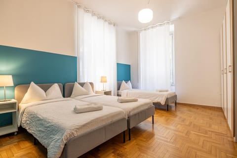 Mia Rooms - Room with Private Bath Bolzano Center Apartment in Bolzano