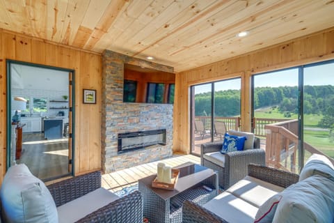 Beautiful Bellaire Home with Amenities, 4 Mi to Lake House in Michigan