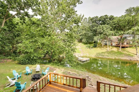 Waterfront Haven with Deck on Monkey Island! House in Ozark Mountains