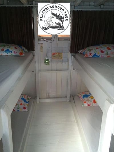 Bed, Bedroom, bunk bed