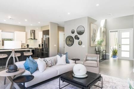 VILLA MAGNOLIA-with heated pool-by VIAC Villa in Wilton Manors