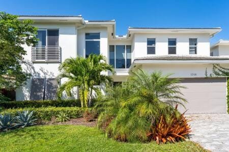 VILLA MAGNOLIA-with heated pool-by VIAC Villa in Wilton Manors