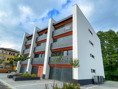 Property building, Street view