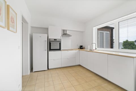 Coffee/tea facilities, Kitchen or kitchenette, pet friendly, kitchen