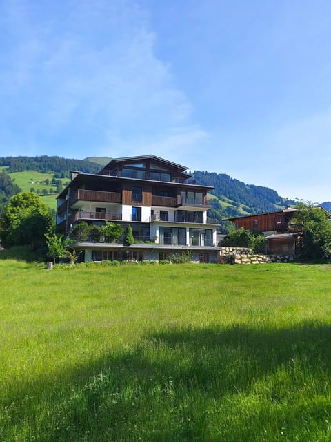 Property building, Natural landscape, Garden view