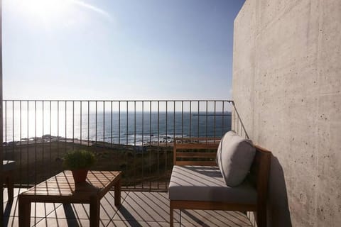 Natural landscape, View (from property/room), Balcony/Terrace, Seating area, Sea view