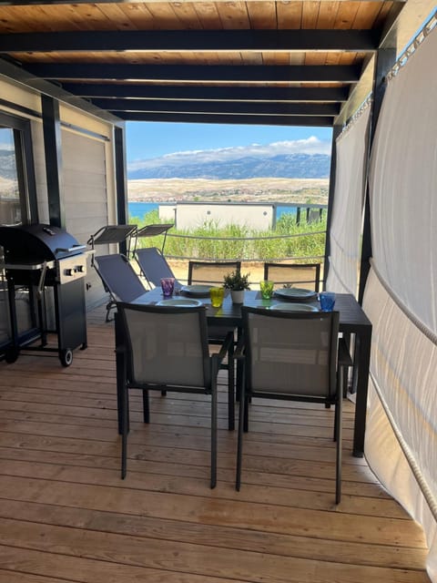 Mala Oaza Terra Park Spiritos House in Novalja