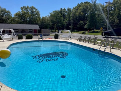 Property building, Summer, Swimming pool