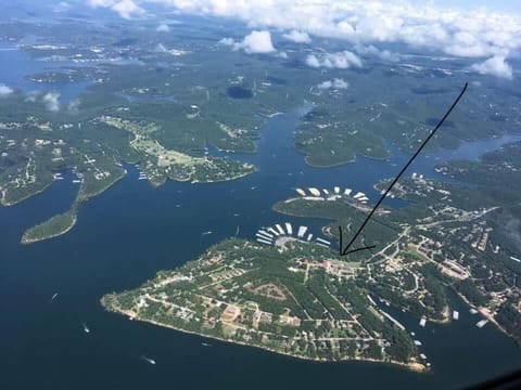 Neighbourhood, Bird's eye view