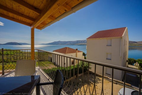 Balcony/Terrace, Balcony/Terrace