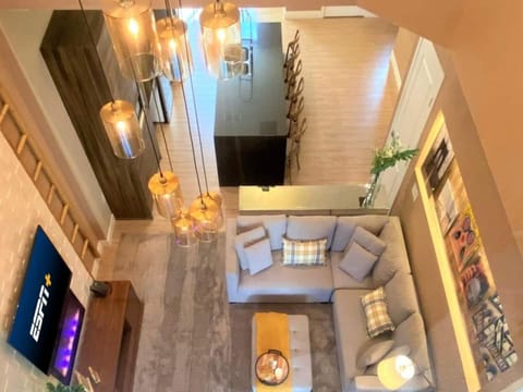 Premium Home wSummer Kitchen, 7 min from Disney House in Bay Lake