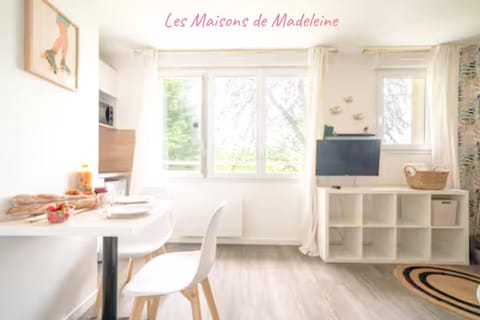 TV and multimedia, Dining area