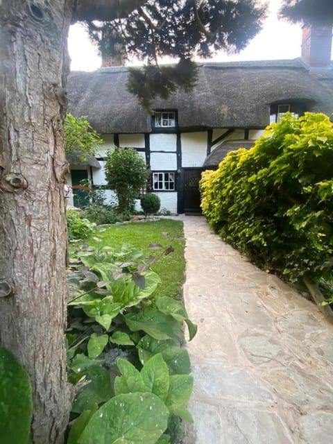 Old Cottage in Stratford upon Avon House in Stratford-upon-Avon