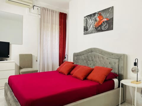 Bedroom, air conditioner