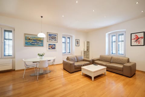 Apartment Mislav Apartment in Zadar