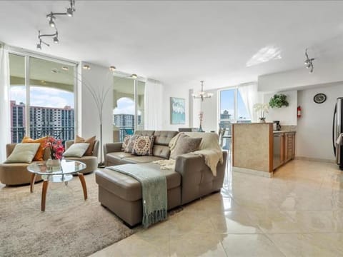 King David By The Ocean Apartment in Sunny Isles Beach